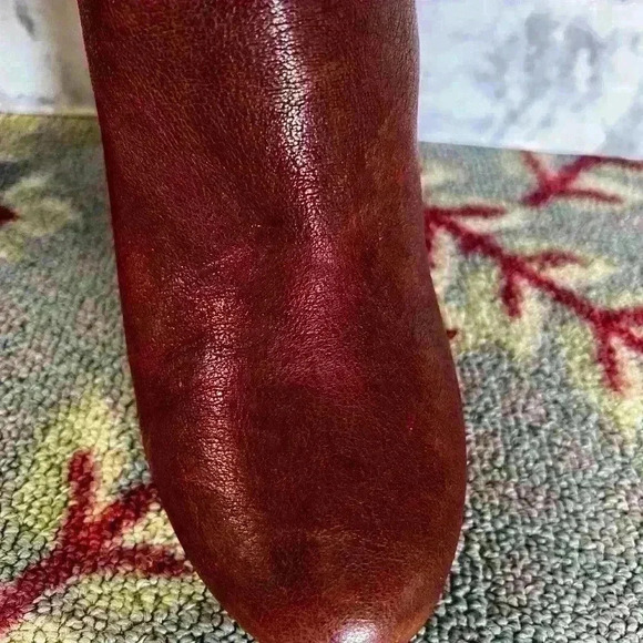 Me Too JuJu Ruffle Top Zip-Back Ankle Booties size 7 1/2 - Picture 6 of 16